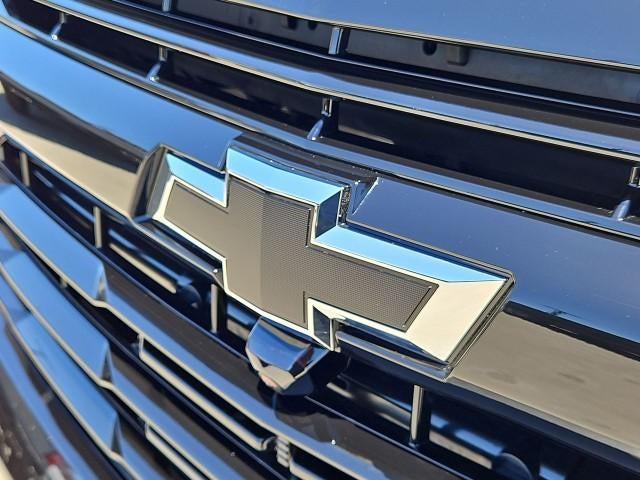 2026 Chevrolet Suburban 2WD RST