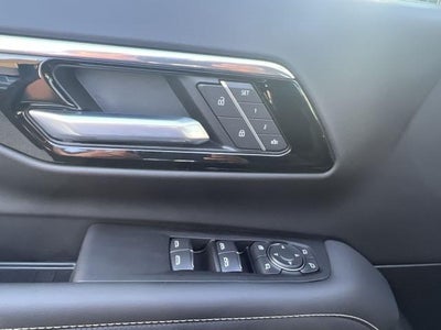 2026 Chevrolet Suburban 2WD Premier