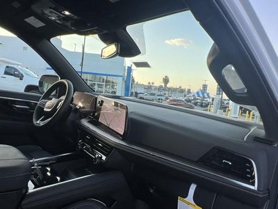 2026 Chevrolet Suburban 2WD Premier