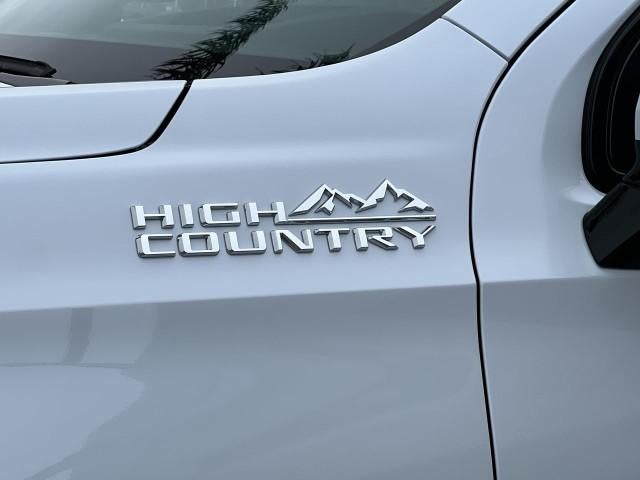 2026 Chevrolet Suburban 2WD High Country