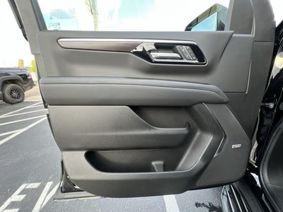 2026 Chevrolet Suburban 4WD LT