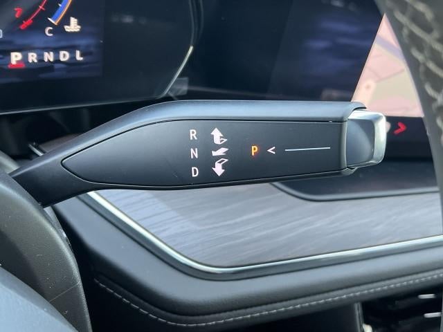 2026 Chevrolet Suburban 4WD Z71