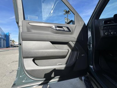 2026 Chevrolet Suburban 4WD Z71