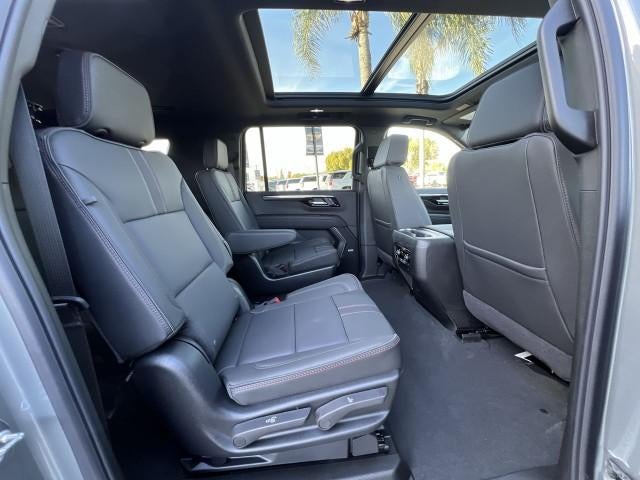 2026 Chevrolet Suburban 4WD RST