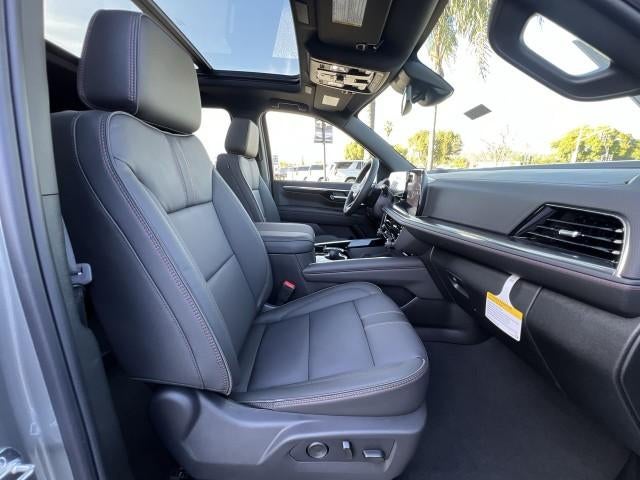 2026 Chevrolet Suburban 4WD RST