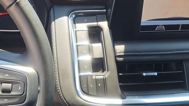 2023 Chevrolet Suburban LS