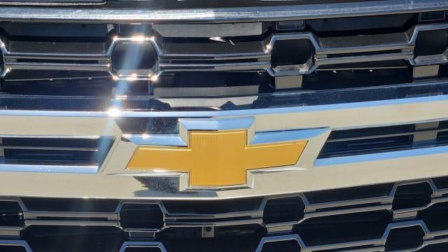 2023 Chevrolet Suburban LS