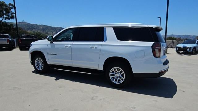 2023 Chevrolet Suburban LS