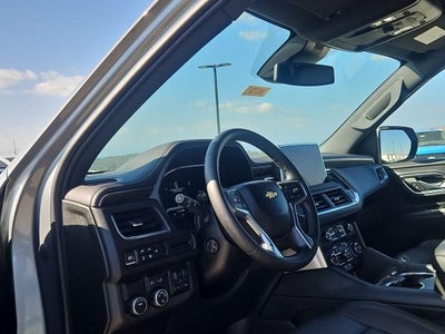 2023 Chevrolet Suburban LT