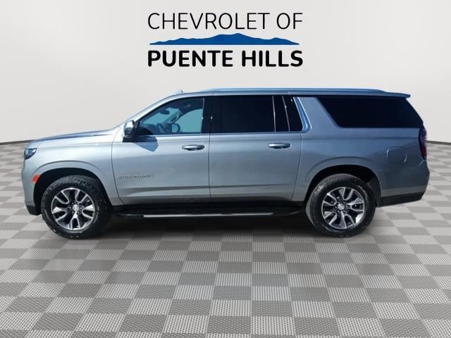 2023 Chevrolet Suburban LT