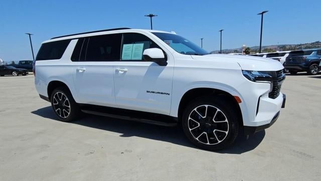 2024 Chevrolet Suburban RST
