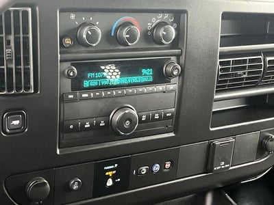 2024 GMC Savana Cargo 2500 Base