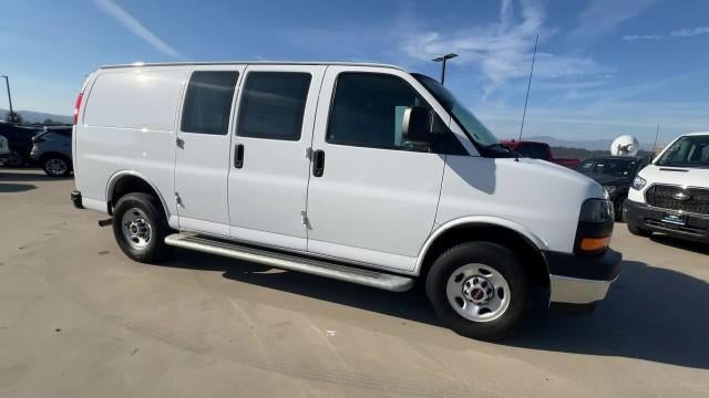 2024 GMC Savana Cargo 2500 Base