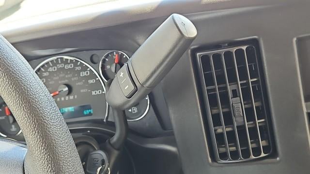 2026 Chevrolet Express Cutaway 3500 3500 Van 139"