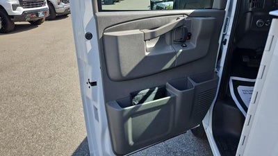 2026 Chevrolet Express Cutaway 3500 3500 Van 139"