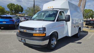 2026 Chevrolet Express Cutaway 3500 3500 Van 139"