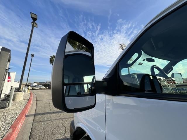 2019 Chevrolet Express Cutaway 3500 Base