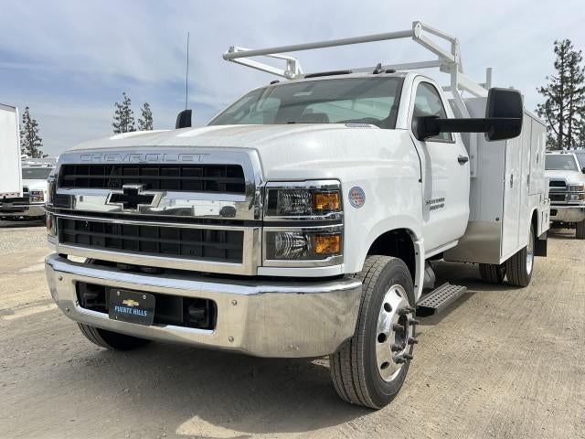 2023 Chevrolet Silverado 5500 HD 2WD Reg Cab Work Truck