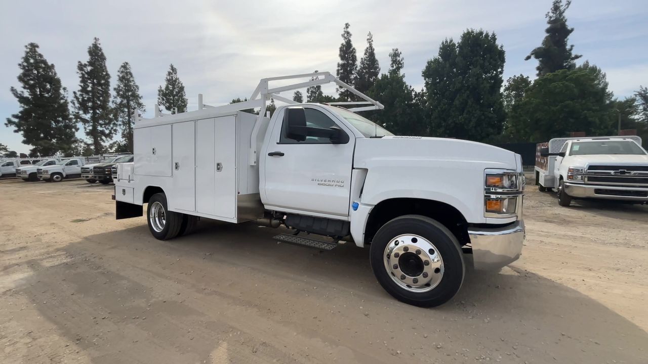 2023 Chevrolet Silverado 5500 HD 2WD Reg Cab Work Truck