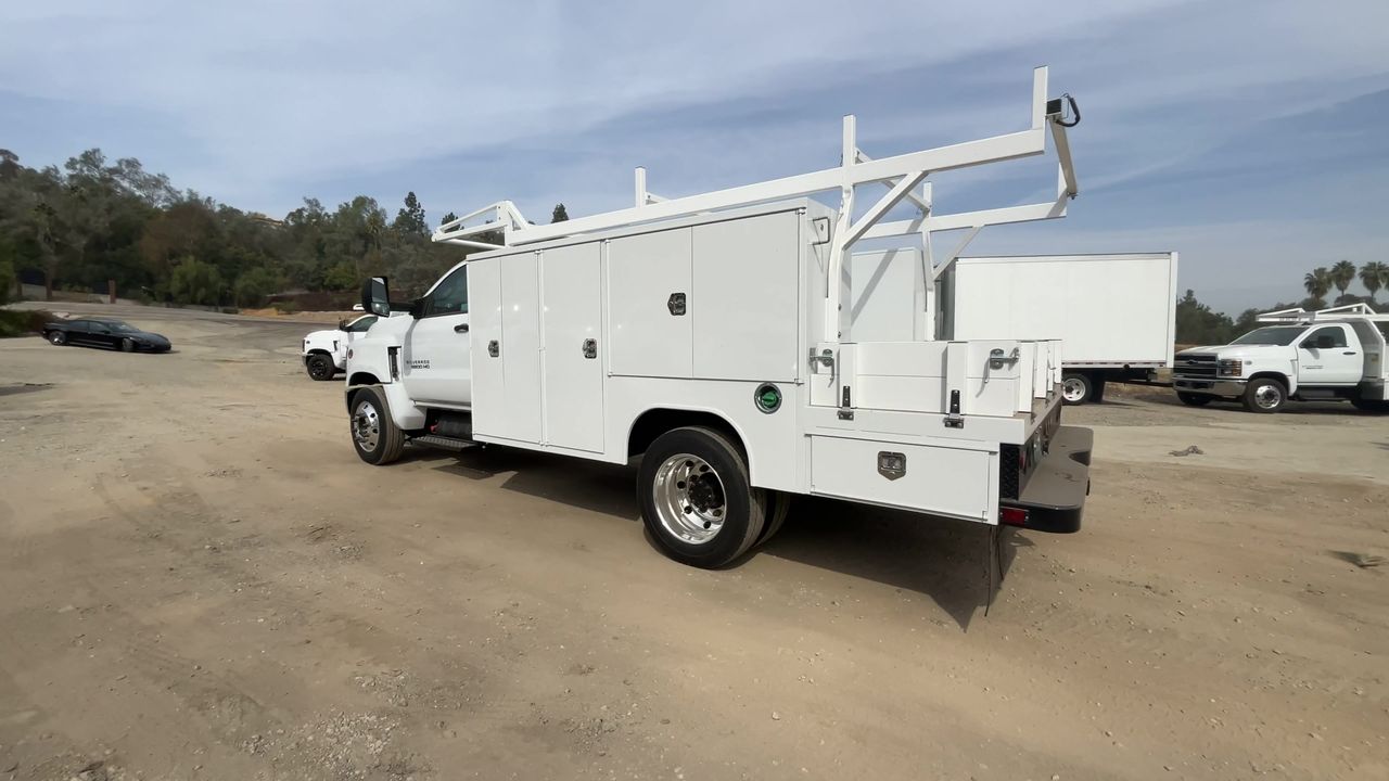 2023 Chevrolet Silverado 5500 HD 2WD Reg Cab Work Truck