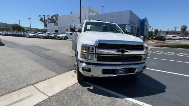 2023 Chevrolet Silverado 5500 HD 2WD Crew Cab Work Truck