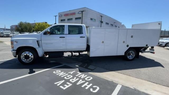 2023 Chevrolet Silverado 5500 HD 2WD Crew Cab Work Truck