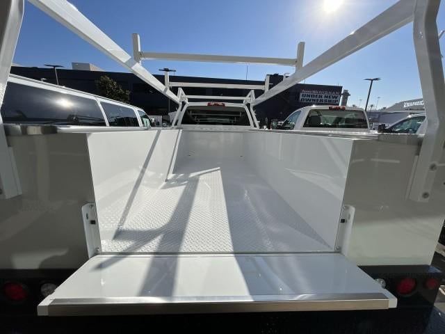 2023 Chevrolet Silverado 5500 HD 2WD Reg Cab Work Truck