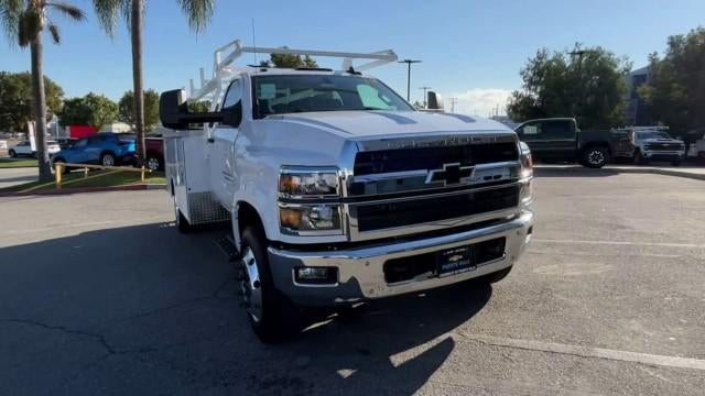 2023 Chevrolet Silverado 5500 HD 2WD Reg Cab Work Truck
