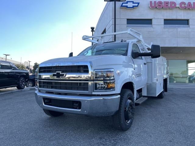 2023 Chevrolet Silverado 5500 HD 2WD Reg Cab Work Truck