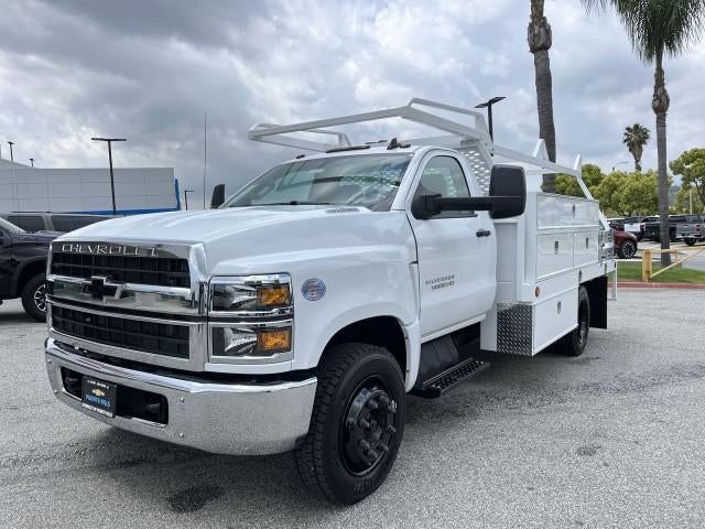 2023 Chevrolet Silverado 5500 HD 2WD Reg Cab Work Truck