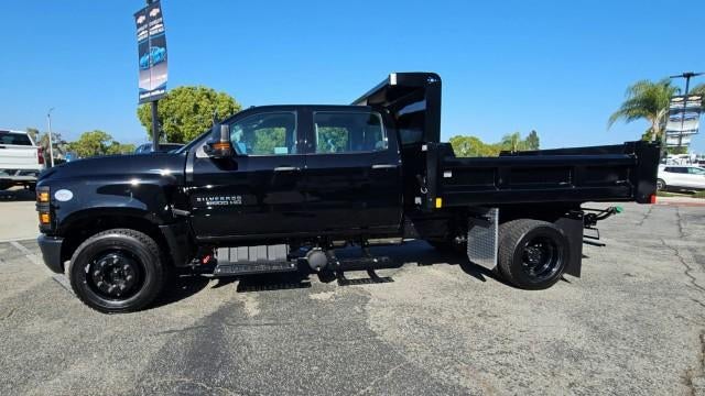 2024 Chevrolet Silverado 6500 HD 2WD Crew Cab Work Truck