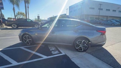 2023 Nissan Altima 2.5 SR