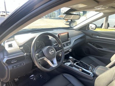 2025 Nissan Altima SR FWD