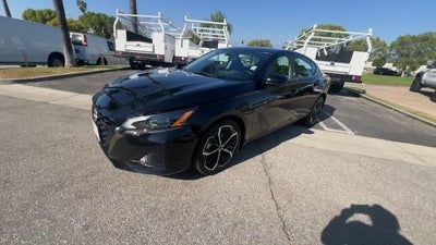 2025 Nissan Altima SR FWD