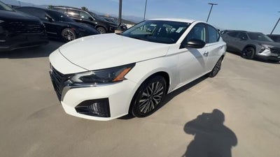 2025 Nissan Altima SV FWD