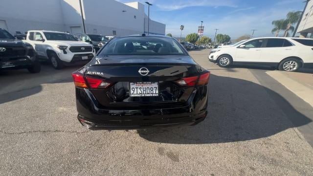 2025 Nissan Altima SV FWD