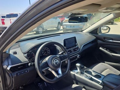 2021 Nissan Altima SV FWD