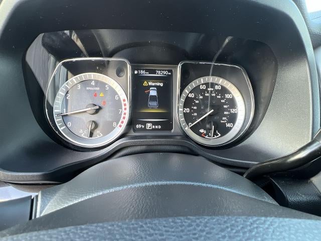 2018 Nissan TITAN SV