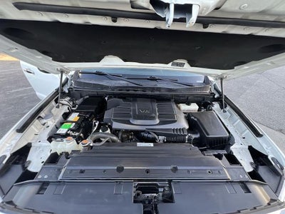 2018 Nissan TITAN SV