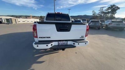 2020 Nissan Frontier Crew Cab SV 4x2