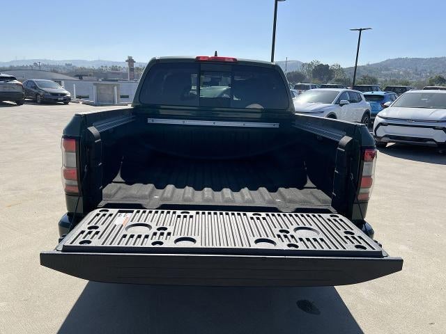 2024 Nissan Frontier Crew Cab SV 4x2