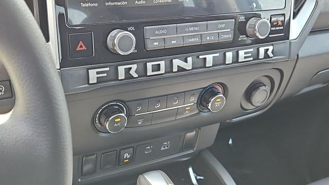 2025 Nissan Frontier Crew Cab SV 4x2