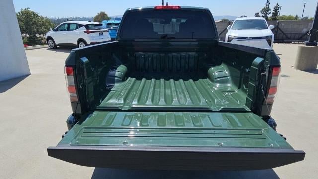 2025 Nissan Frontier Crew Cab SV 4x2