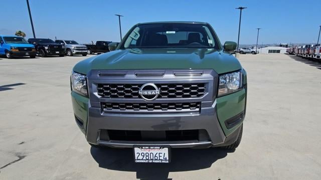 2025 Nissan Frontier Crew Cab SV 4x2