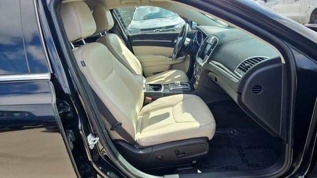 2015 Chrysler 300 Limited