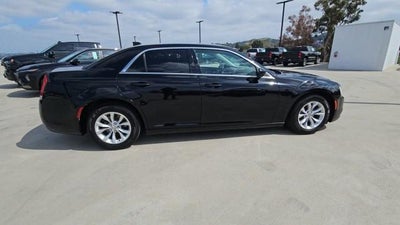 2015 Chrysler 300 Limited
