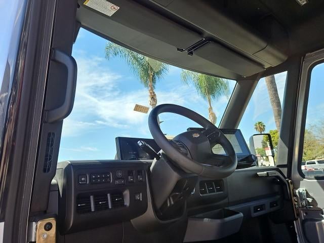 2025 Chevrolet BrightDrop 400 eAWD 400