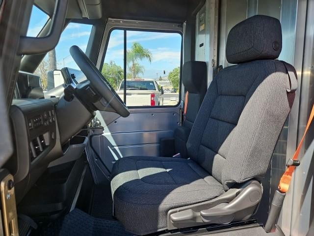 2025 Chevrolet BrightDrop 400 eAWD 400