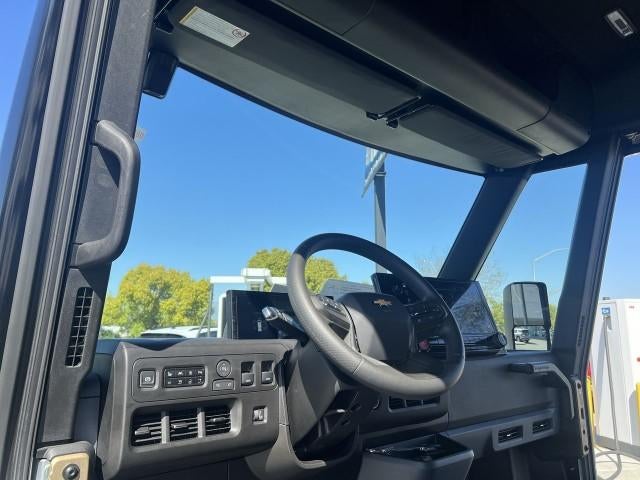 2025 Chevrolet BrightDrop 400 eAWD 400