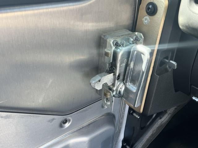 2025 Chevrolet BrightDrop 400 eAWD 400